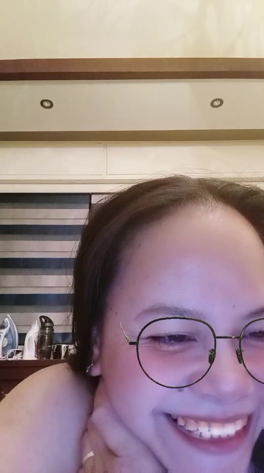 Celine ID  4618850 Papaya Live telegram bot @DSrecordbot