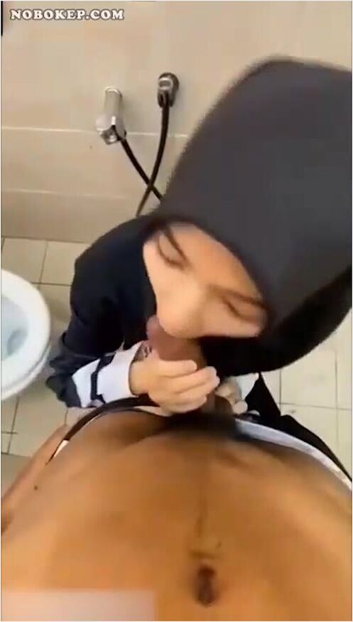 Bokep Indo Abg Jilbab Tocil Sepong Kontol Viral