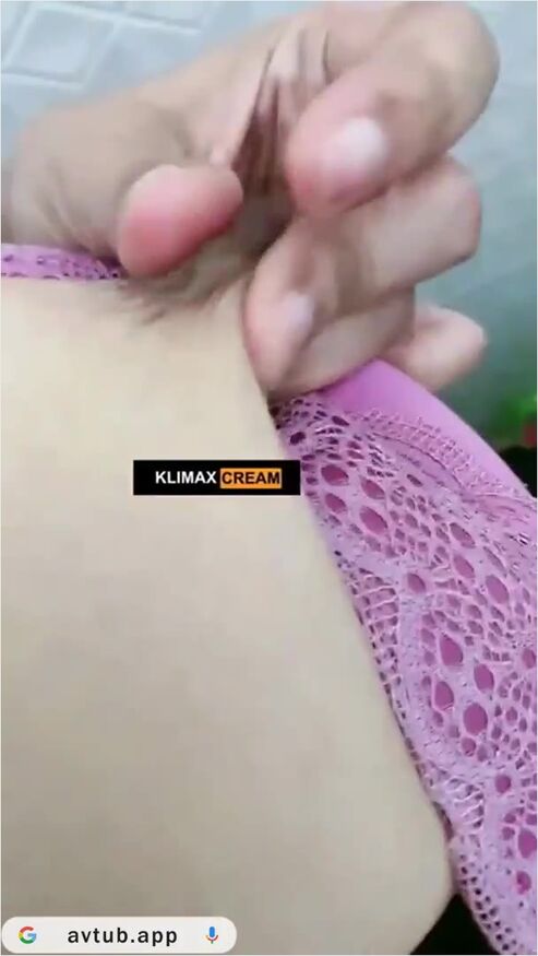 Indri Sales Hond4 Cantik Kasih Pap Toket Besar