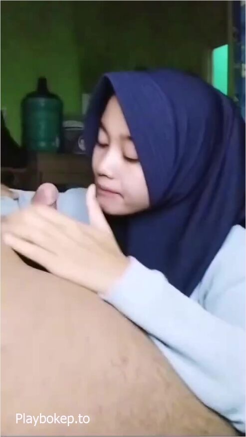 Jilbab Cantik Habis Dikasih Thr