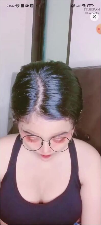 Kak Cantik Live Show Endingnya Pamerin Nenen Dream