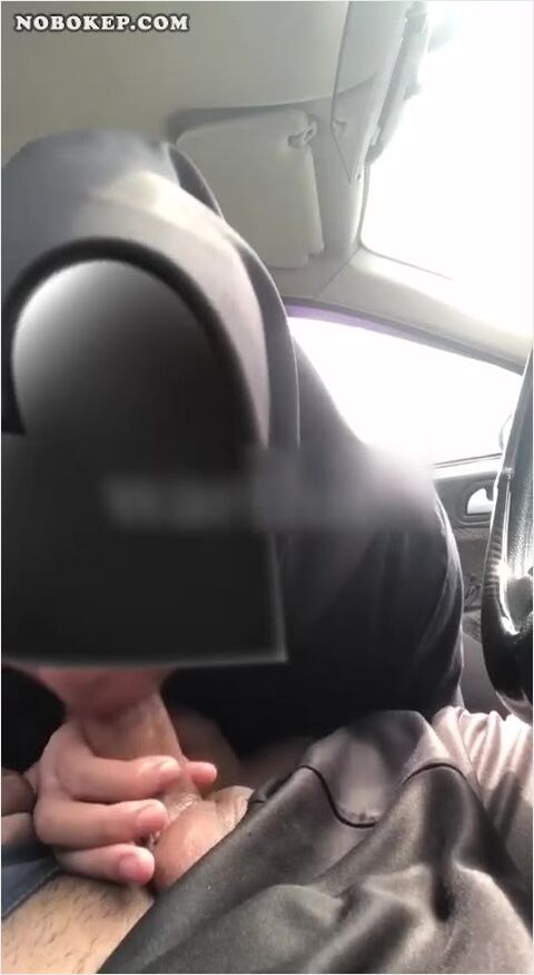 Bokep Indo Jilbabers Gemoy Blowjob Kontol Di Mobil Viral