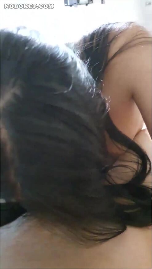 Bokep Indo Cewe Montok Isepin Kontol Pacar Dikost