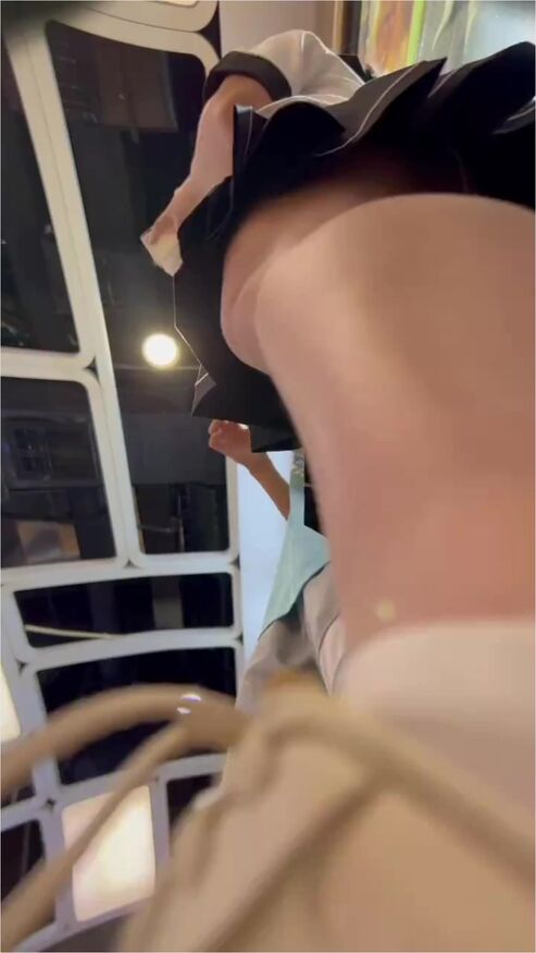 251