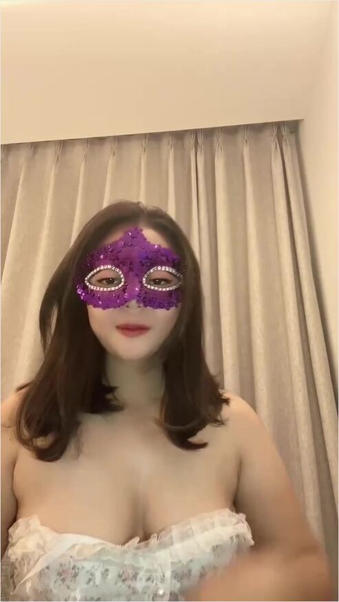 Gokil! Baru Jadi Host Laraaa Nekat Show Uting Hot51