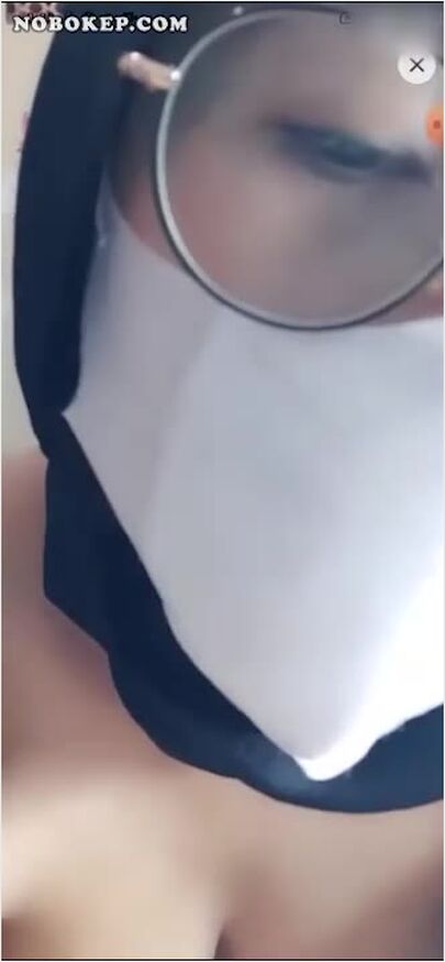 Bokep Indo Jilbab Kak Tara Goyang Striptis Bugil 11968 -  Fullbokep