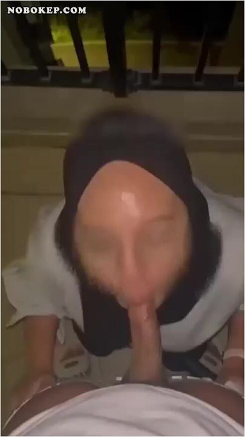 Bokep Indo Viral Cewe Jilbab Berkacamata Ngewe