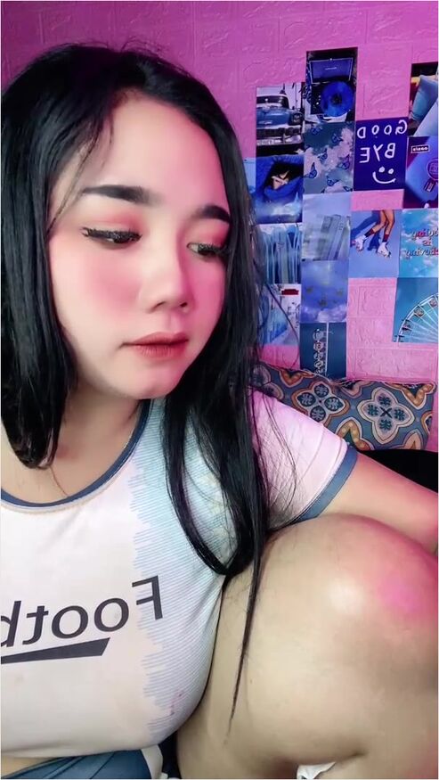 Pamer Toket Santuy Gini Bunda Ikkee Makin Binal Hot51