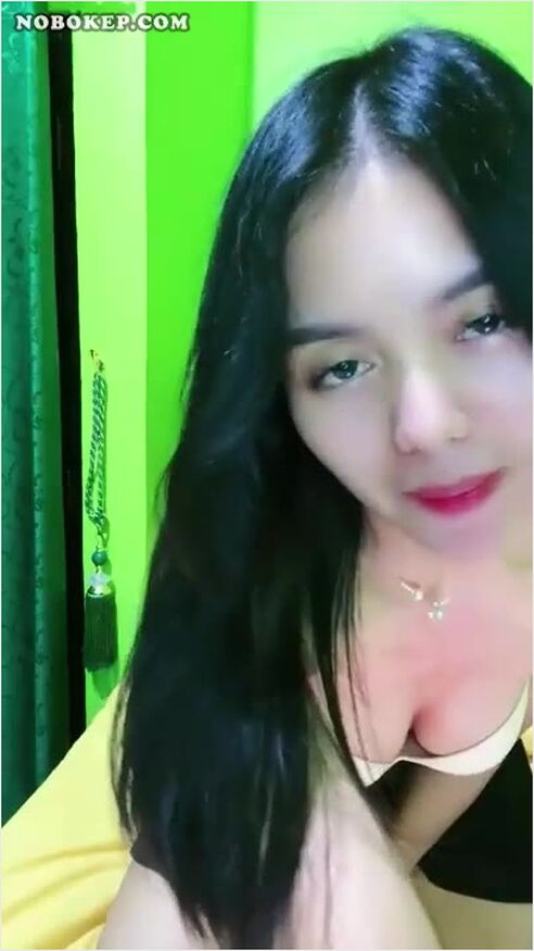 Bokep Indo Kak Cantik Ralline Goyang Ebot Live