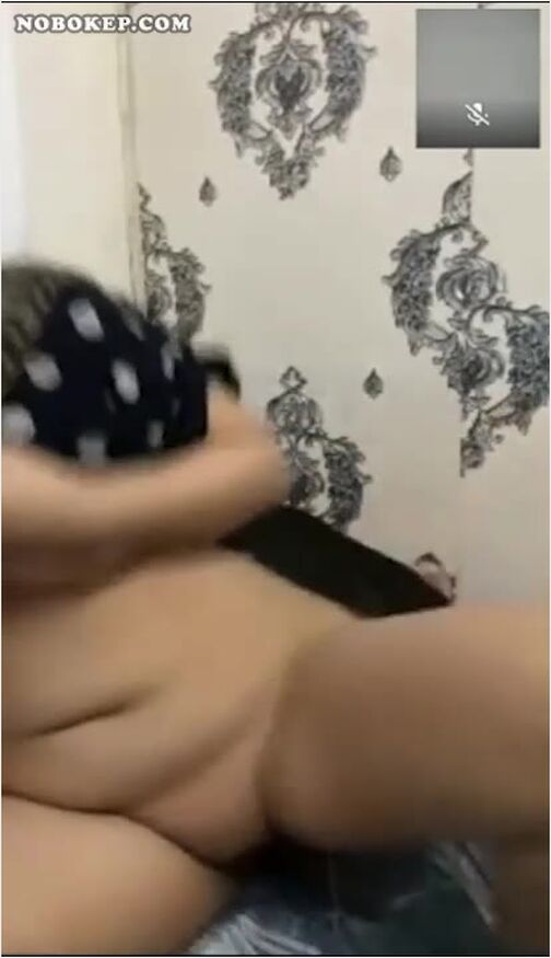 Bokep Indo Syafinaz Tiktokers Jilbab Desah Colmek