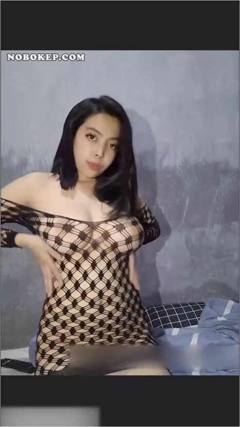 Bokep Indo Kompilasi Alekseey Bikini Pamer Toket
