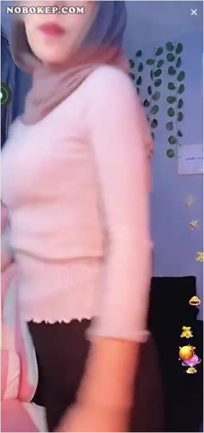 Bokep Indo Kak Dera Angela Jilbabers Sange Melet2