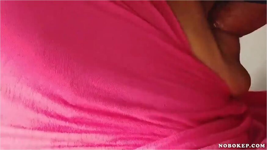 Bokep Indo Tante Jilbab Pink Sepong Pacar Bule