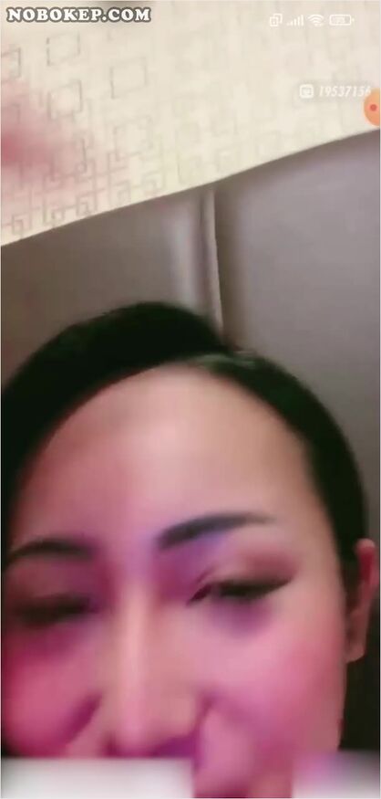 Bokep Indo Host Binal Kostum Suster Shaciko Yubi