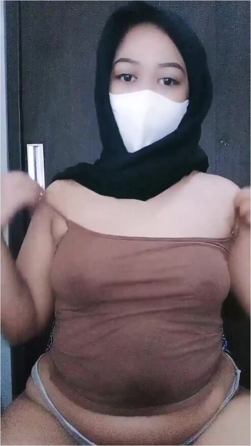 Bokep Jilbab - Ziraaa Hijab Cute Lepas Bra Dong Elus Memek Id 60697484 Mango
