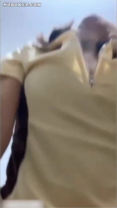 Bokep Indo Ngentot Cewek Bondol Gaya 69 Viral