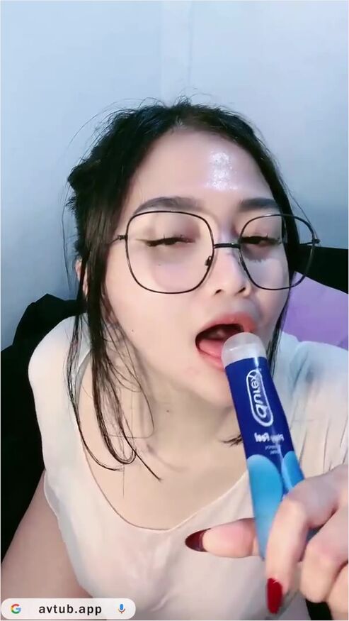 Buka Masker Zara Cakep Mendesah Sepong Anu Mango