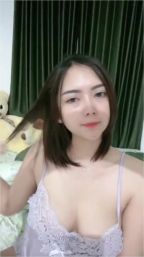 Ratu Cantik Tanpa Bra Tampil Binal Id 11909395 Mango