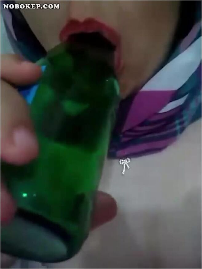 Bokep Indo Vcs Pacar Jilbab Sange Pengen Ngewe
