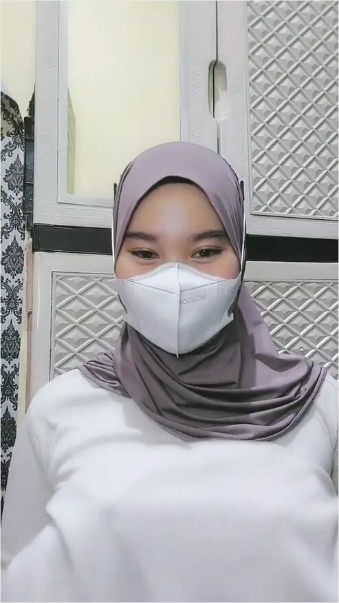 Ukhty Cantik Lepas Bra Dong Sayang Mango