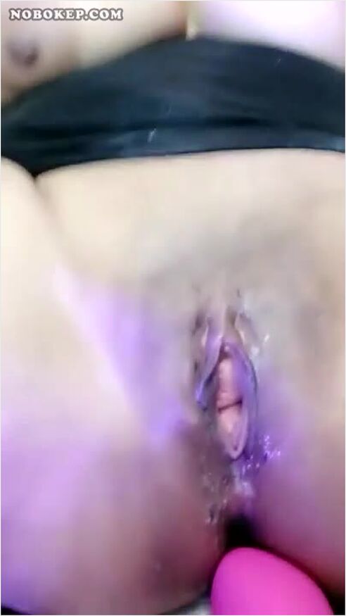 Bokep Indo Dinda Azyna Omek Pakai Dildo Live