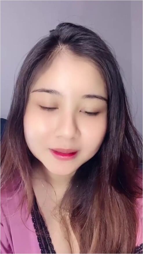 Reree New Host Cakep Imut Penasaran Binalnya Hot51