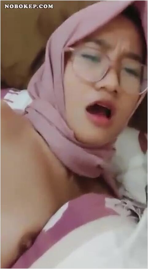 Bokep Indo Jilbab Sange Melet2 Pengen Dientot