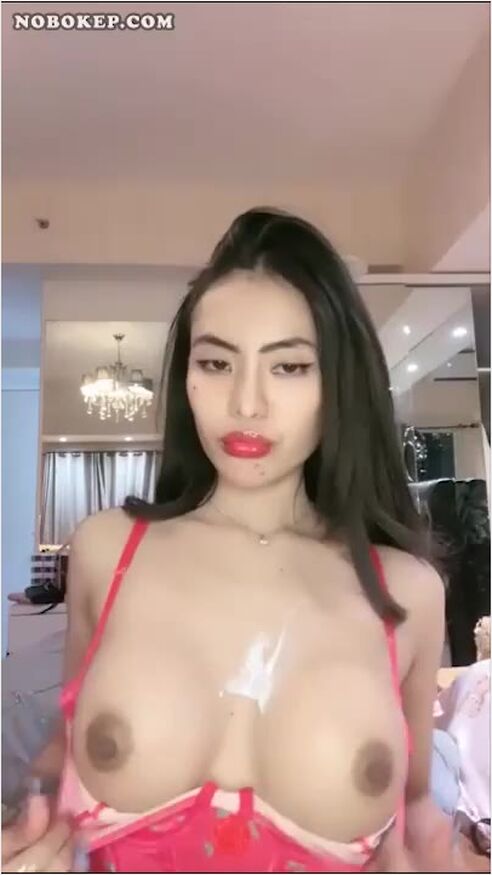 Bokep Indo Nenen Berkeringat Host Cantik Mempesona