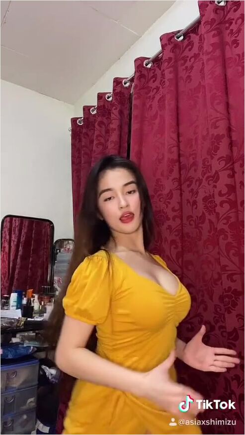 video 6156759043844082060