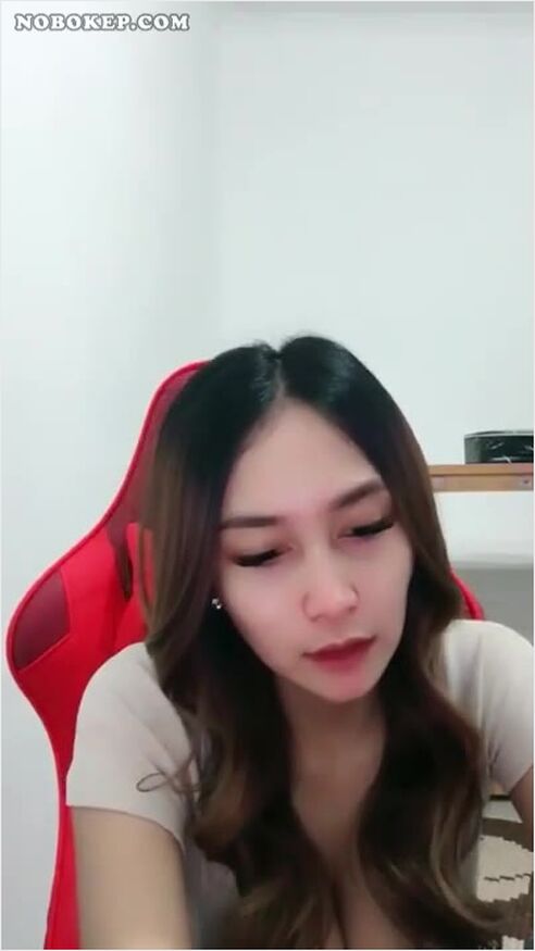 Bokep Indo Miss Lyssaa Lingerie Merah Toket Padet - Avtub Link