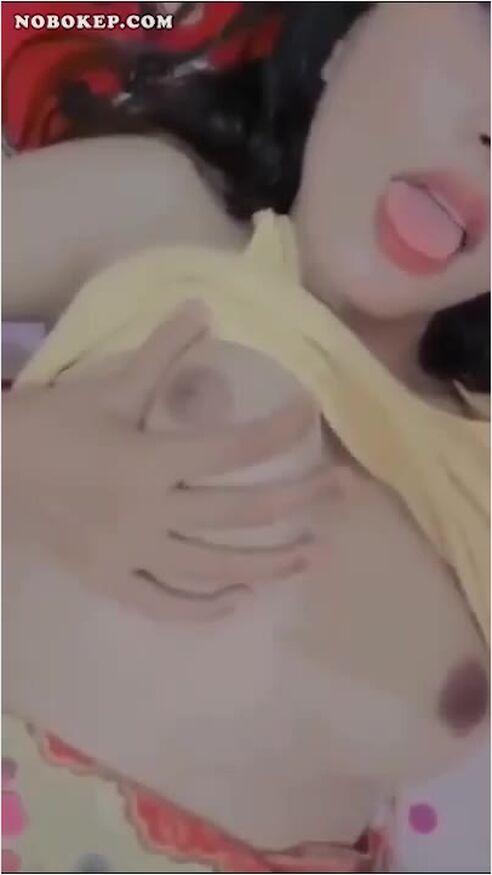 Bokep Indo Jilbab Kuning Pap Colmek Buat Doi