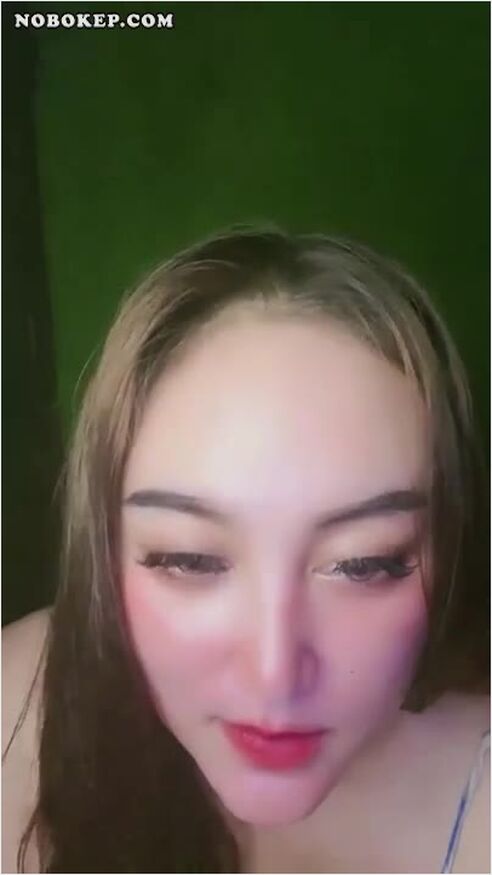 Bokep Indo Kak Fayee Montok Ebot Kelihatan Utingnya