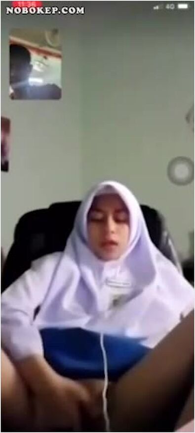 Bokep Indo Vcs Sama Pelajar Jilbab Colmek - Simontok