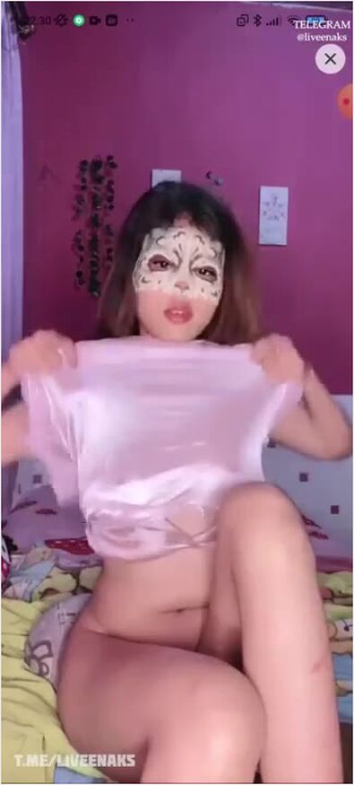 Cium Jilat Puting Nenenku Host Imut Full Bugil Colmek