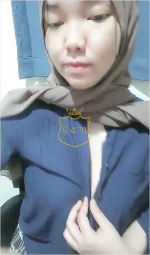 Bokep Jilbab - Chika Ukhti Binal Remas Susu