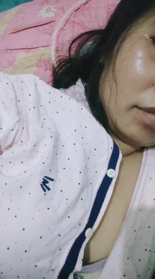 Sarah wijayanti ID  5025966 Papaya Live telegram bot @DSrecordbot
