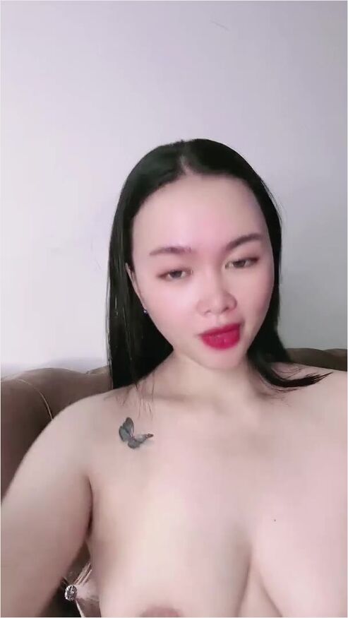 Kenyot Toket Mancung Bunda Mona Id 81885776 Mango