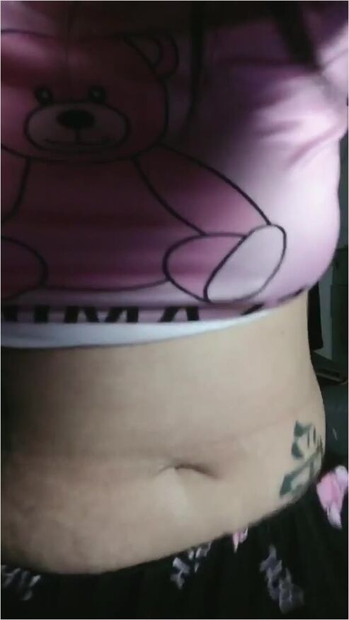 Pamer Susu Imut Sambil Liatin Tatto Pantat Semok Dream Terbaru - Ruangbokep
