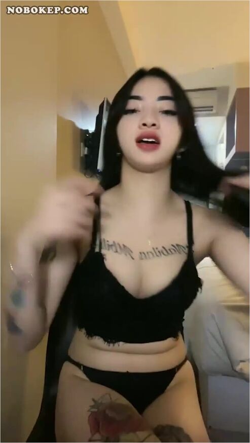 Bokep Indo Novita Cewe Bertato Tampil Santuy Dreamlive