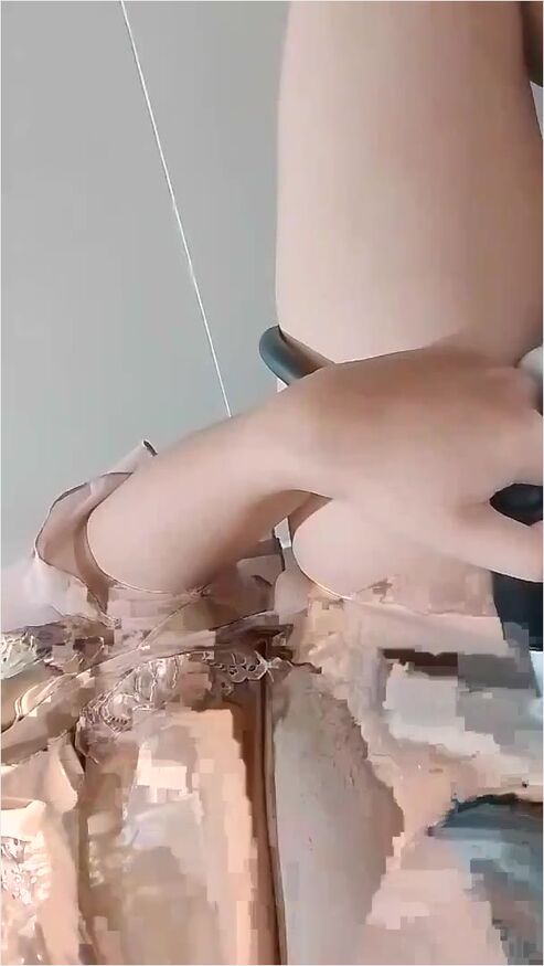 Kakak Belajar Binal Semprotin Memek Pake Anu Mango - Avtub Bokep