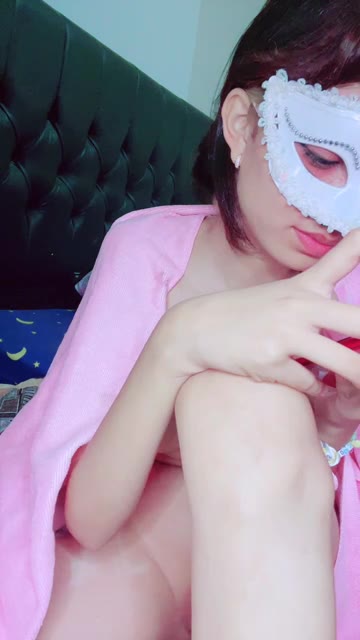 Liany ID 1910704568267358209 Hot51 telegram bot @DSrecordbot