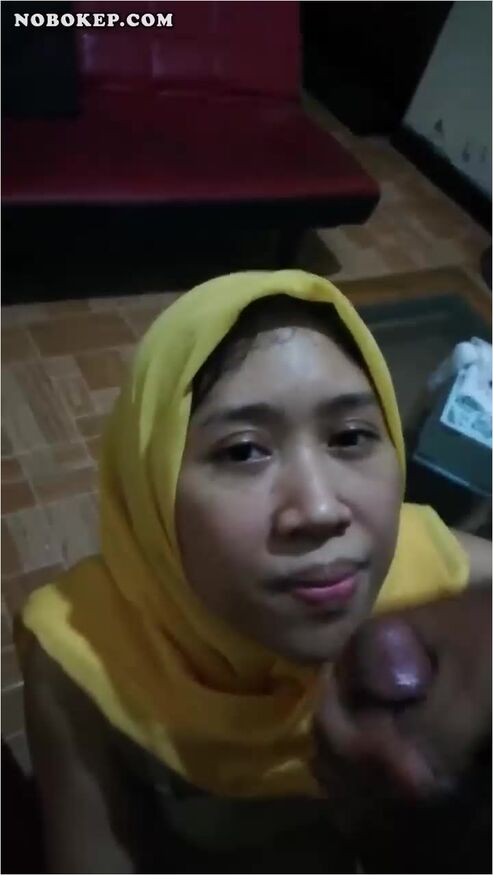 Bokep Indo Nikmat Pejuin Ayang Jilbab Ke Mukanya