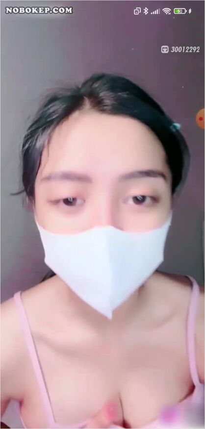 Bokep Indo Kak Hella Remas Toket Hibur Pascol
