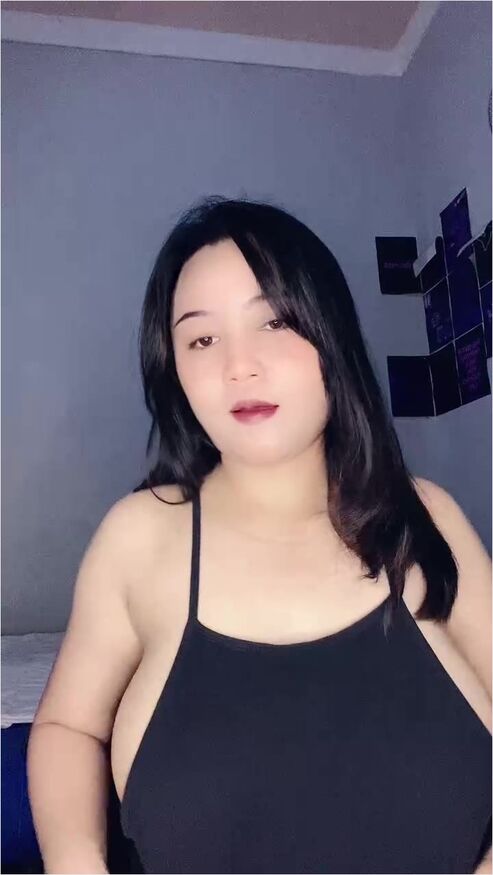Susu Gede Reree Cantik Lepas Bra Dong Sayang Hot51
