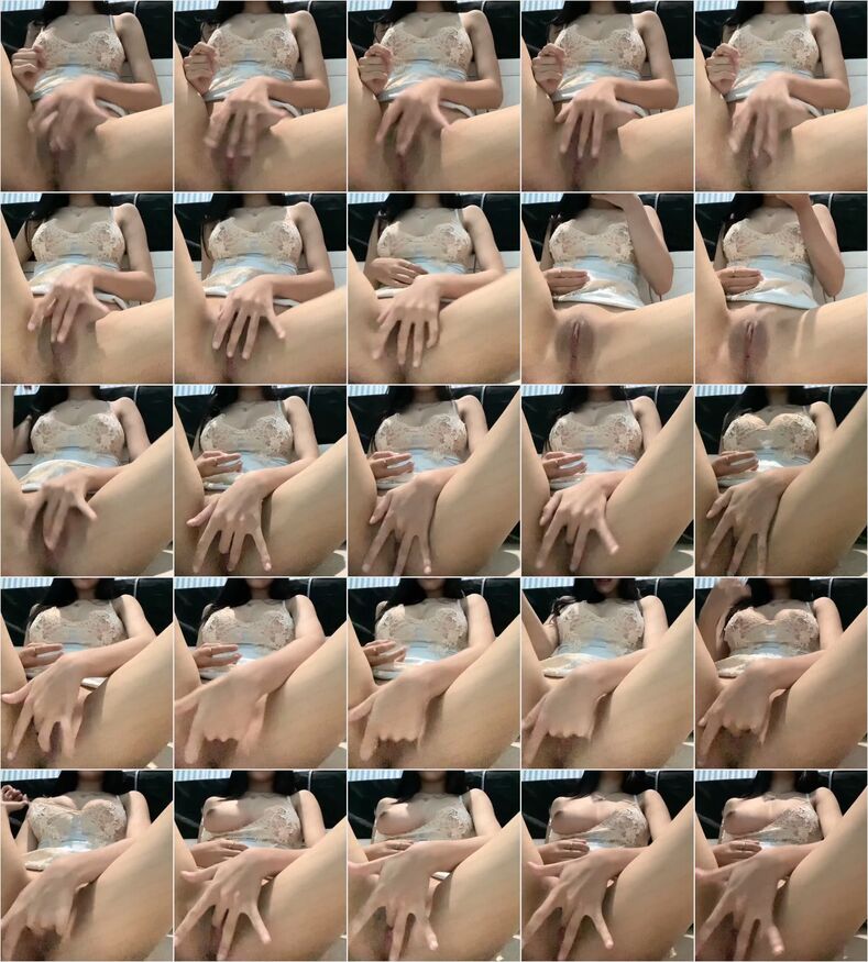 Gadis Toge Bulat Mulus Mianin Memek 2