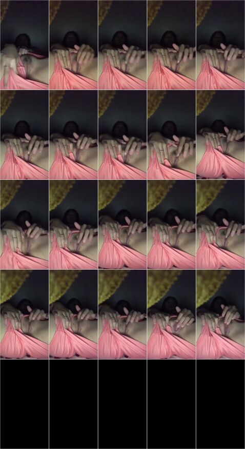 Cewek Cakep Lagi Sendirian Sange Colmek