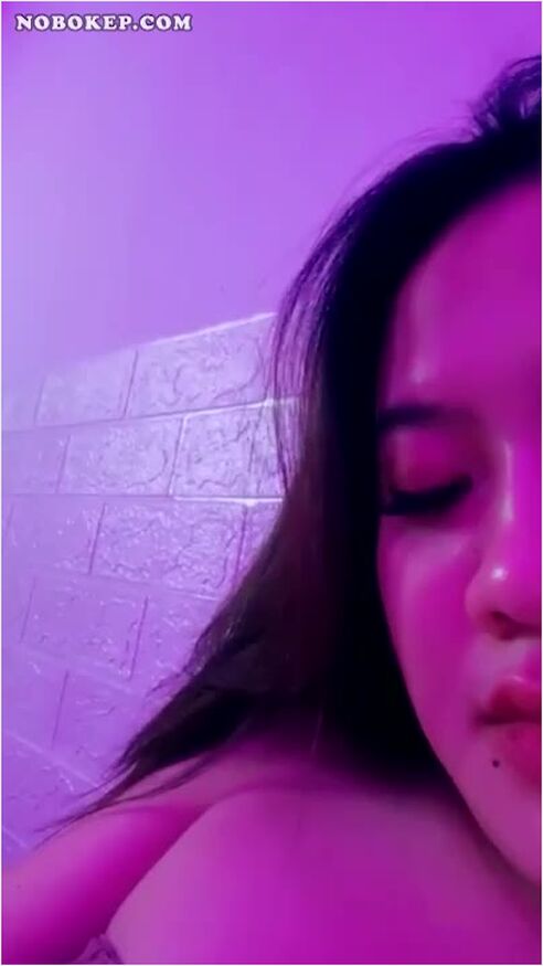 Bokep Indo Chalisa Host Gemoy Toket Mulus Bugil