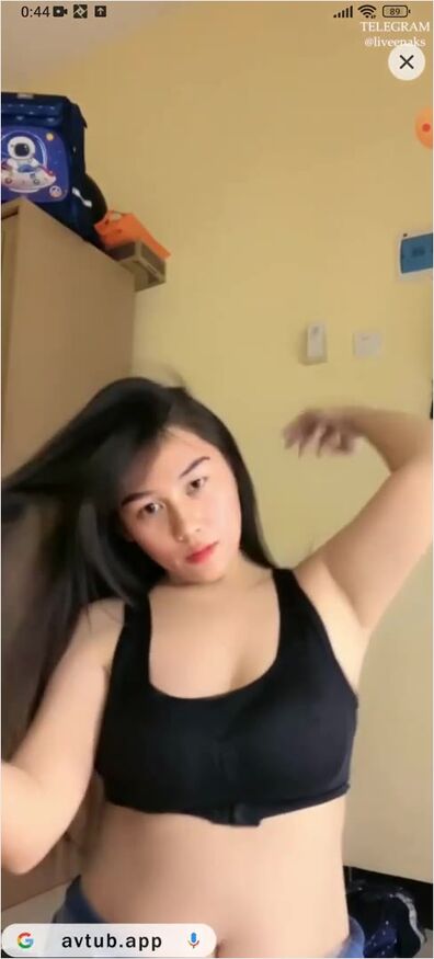 Tampil Bugil Valerie Cantik Body Mantep Juga Dream