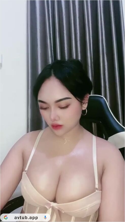 Cici Bintang Ratu Omek Dildo Muncrat Dong Hot51