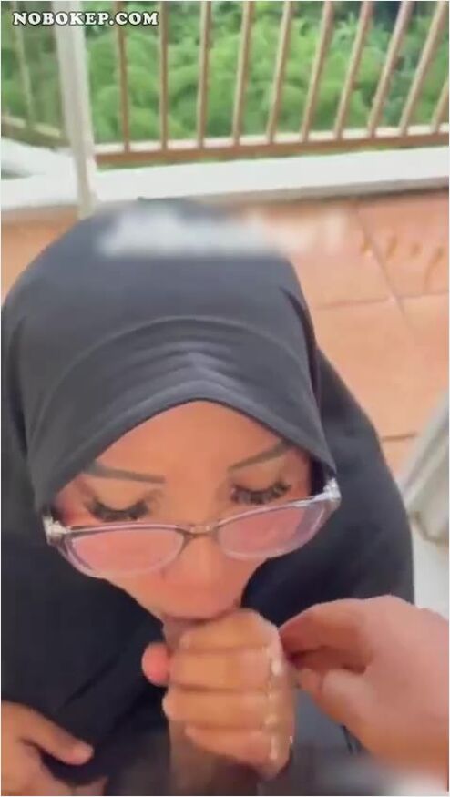 Bokep Indo Tante Jilboobsr Crot Di Mulut Mantap!